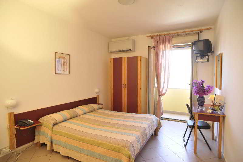 Hotel Mistral Alghero Kültér fotó