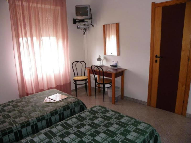 Hotel Mistral Alghero Kültér fotó